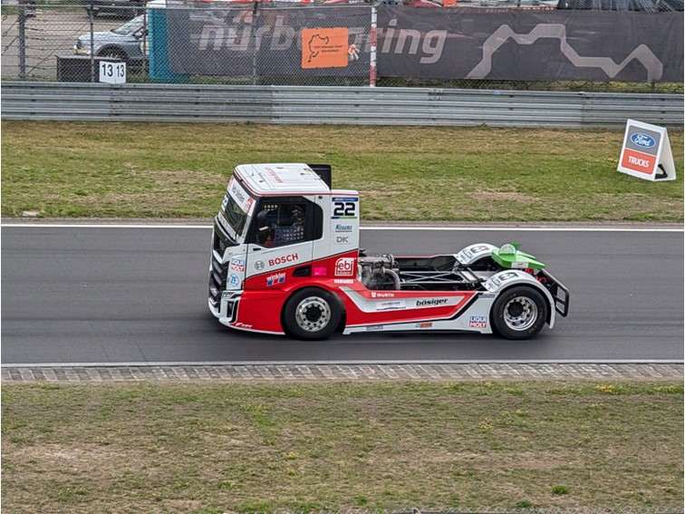001 Truck Grand Prix Warm up