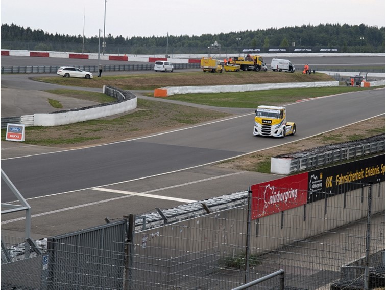 001 Truck Grand Prix Warm up