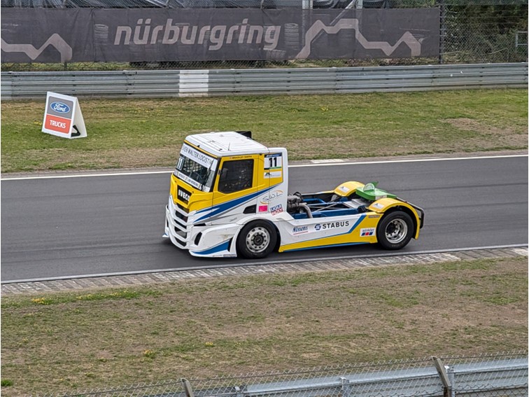 001 Truck Grand Prix Warm up