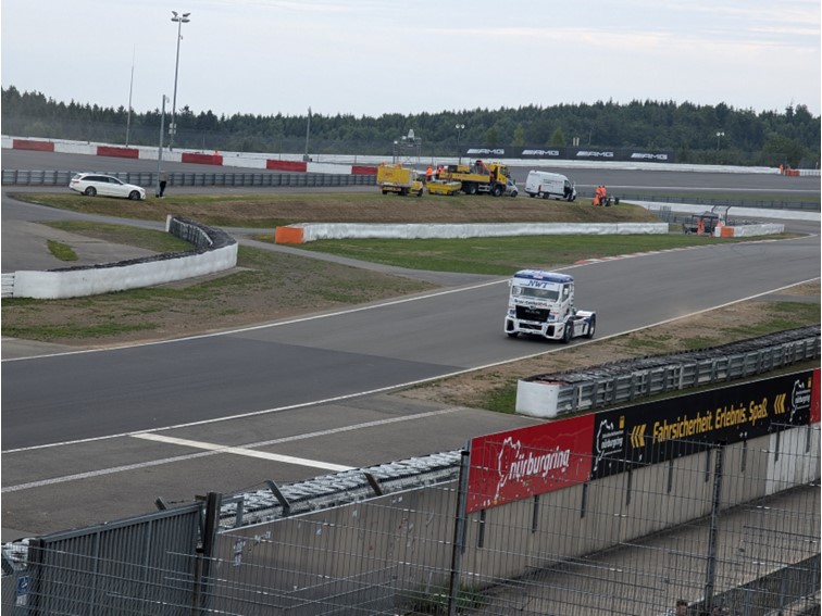 001 Truck Grand Prix Warm up