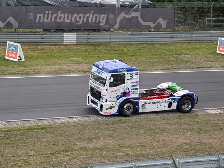 001 Truck Grand Prix Warm up