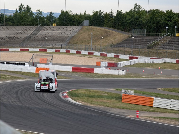 001 Truck Grand Prix Warm up