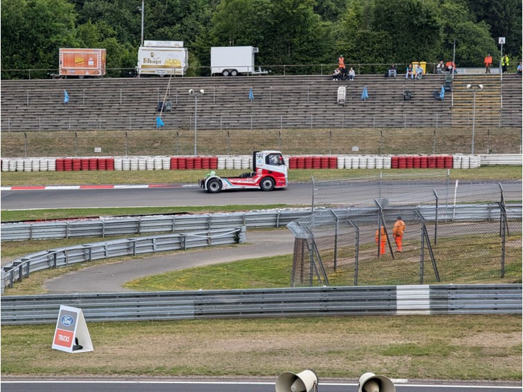 001 Truck Grand Prix Warm up