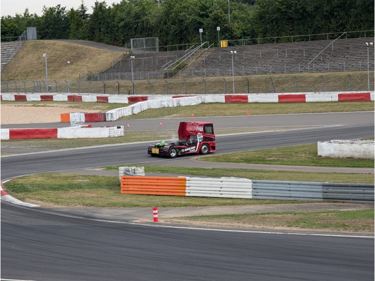 001 Truck Grand Prix Warm up