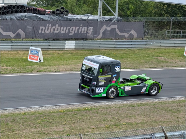 001 Truck Grand Prix Warm up