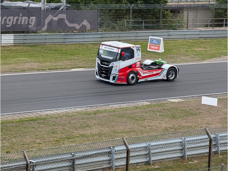 001 Truck Grand Prix Warm up